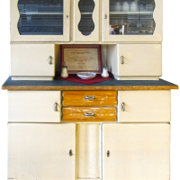 sideboard-2855773_1280